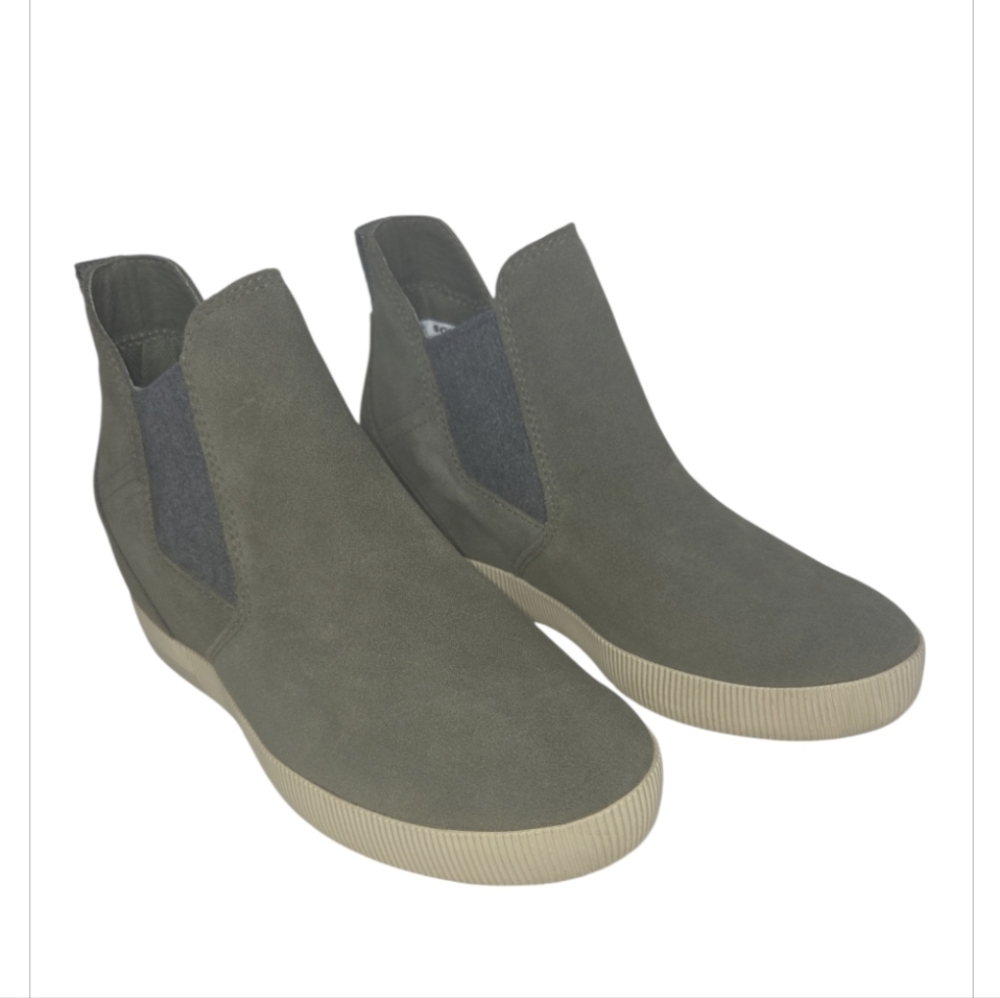 Sorel Out N About Olive Green Suede Pull On Wedge Ankle Bootie Size 6M